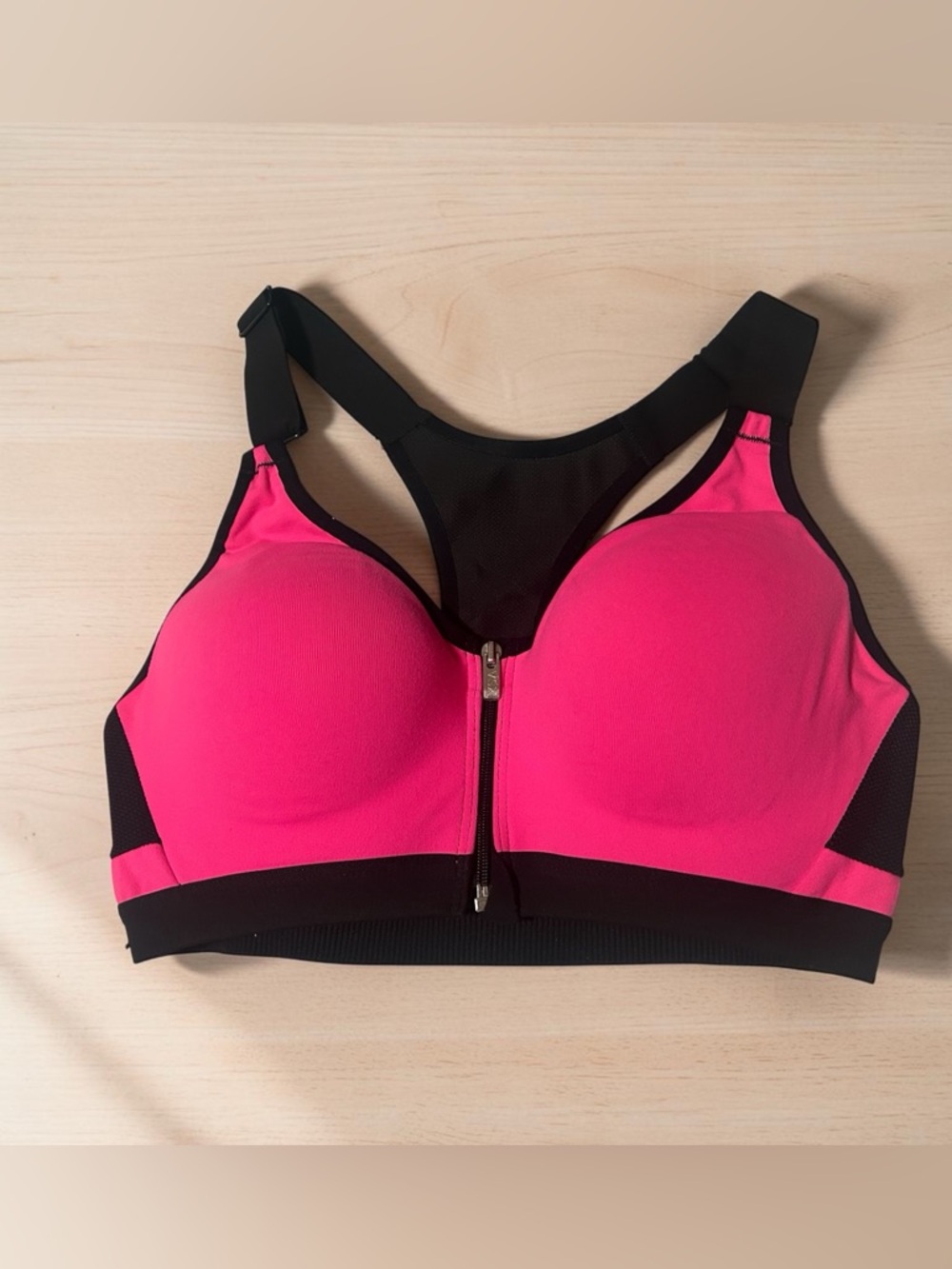 Victoria’s Secret VSX Sport Incredible Sports Bra Zip Front Hot Pink Black 34B